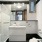 San Diego Apartment *